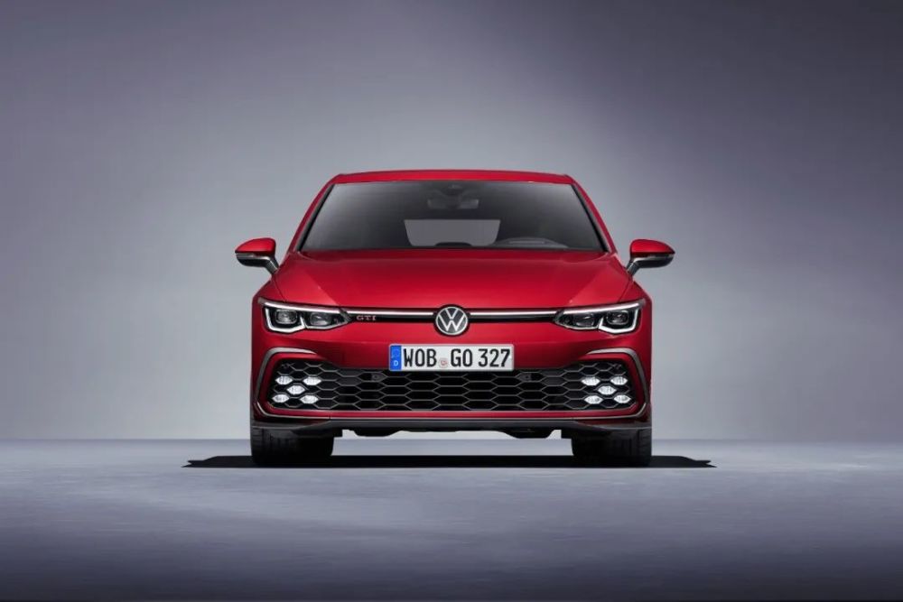 1976-2020传承经典—大众第八代高尔夫gti