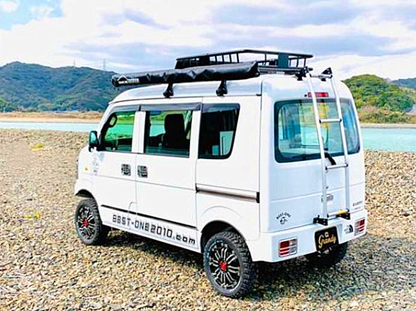 推出越野"迷你房车",配1.85双人床,或不