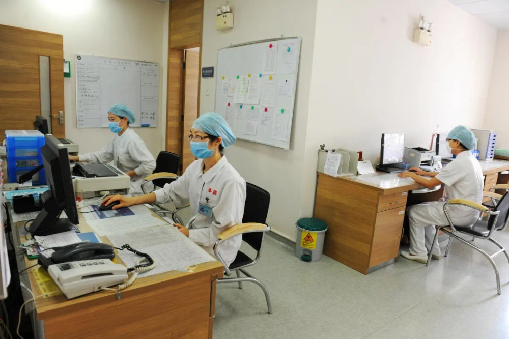 走进番禺区中心医院,记者揭开战疫5号楼的神秘面纱