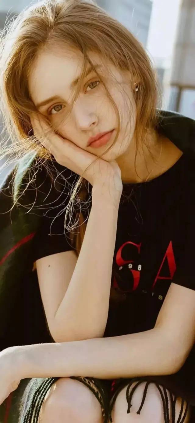 一大波高清的渣男壁纸,全是你喜欢的漂亮小姐姐!