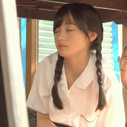 女生的这些小动作,最让人心动