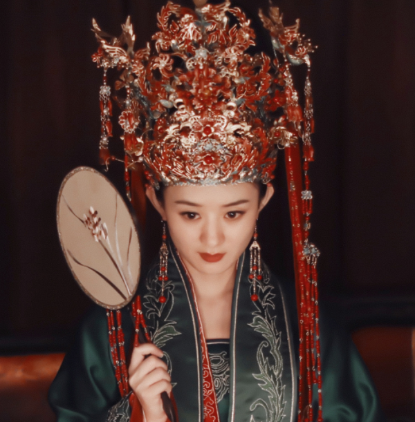 锦觅穿嫁衣,盛明兰穿嫁衣,江厌离穿嫁衣,看到白凤九:气质拿捏死了!