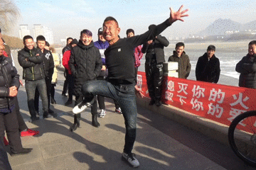 正能量语录,并且高昂的来一句