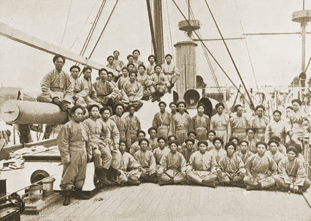 百年前真实的"北洋水师",老照片再现甲午海战