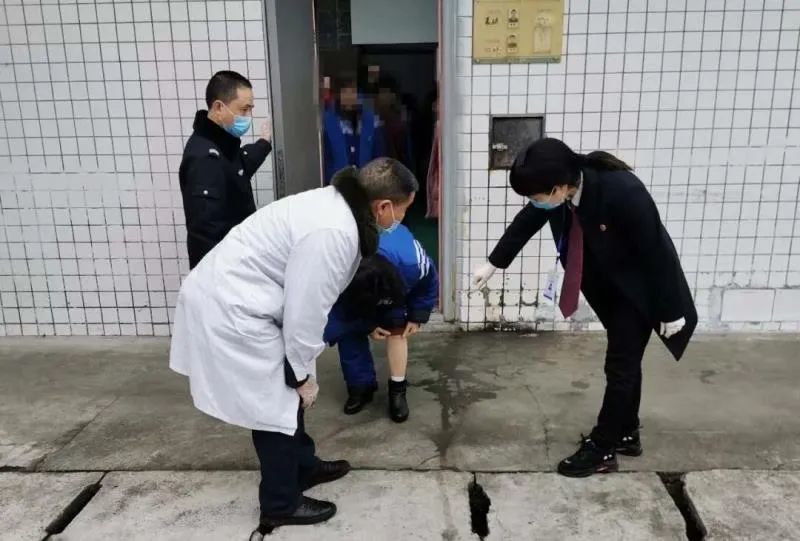 刘红英(遂宁市检察院驻市看守所检察室主任)