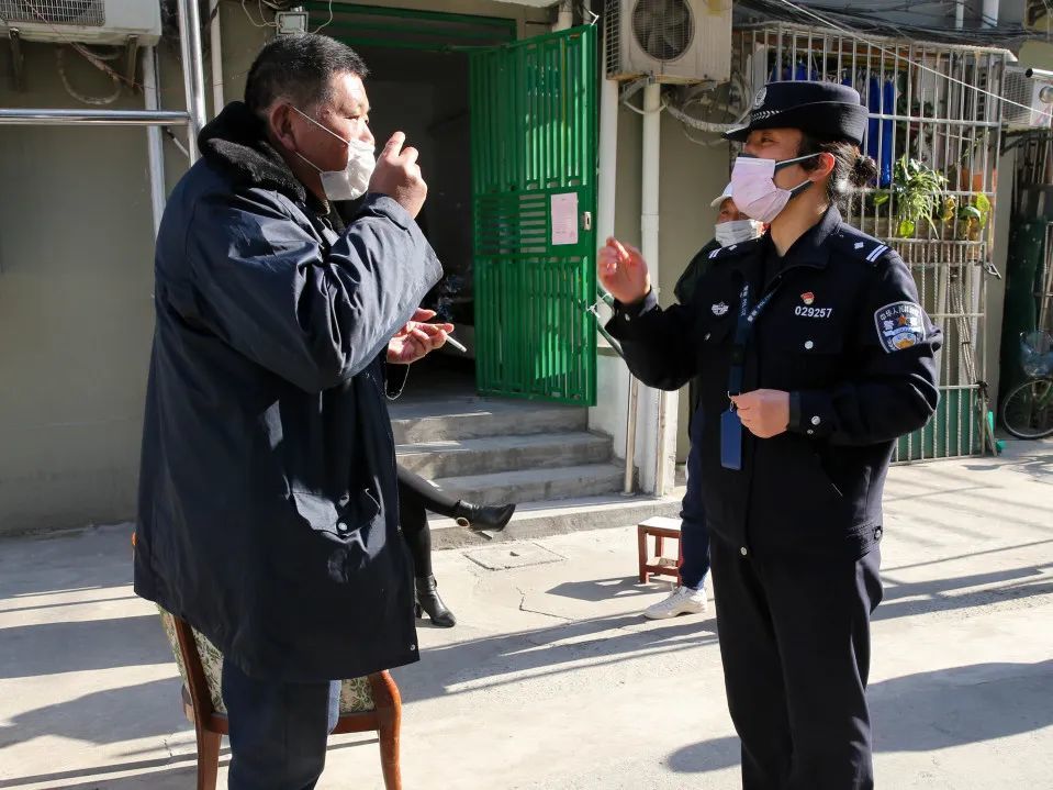 上海市公安局普陀分局,警徽,长风新村派出所,疫情防控,派出所