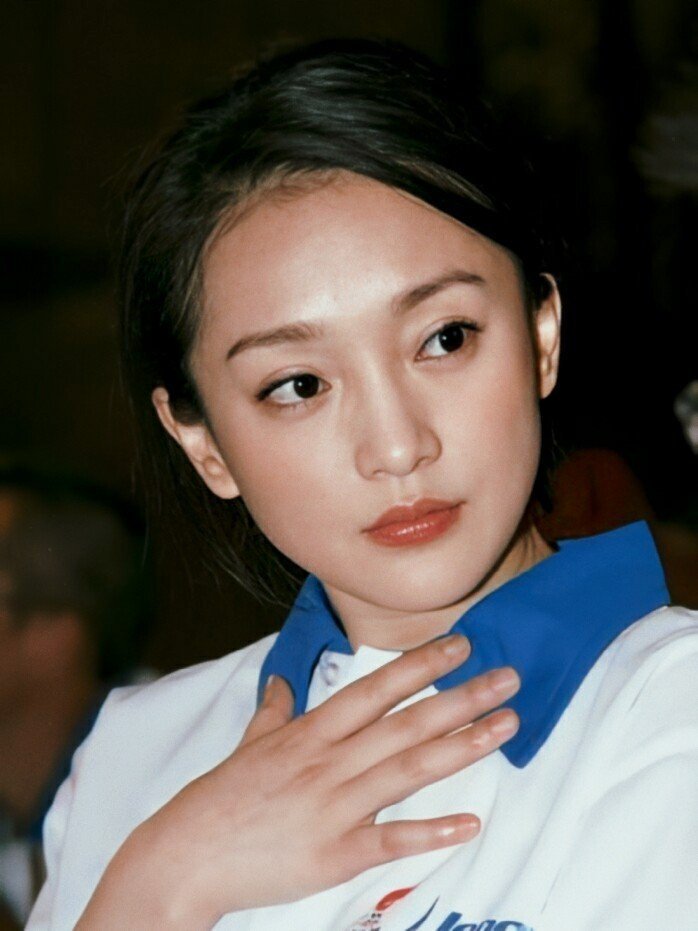 周迅34岁旧照曝光,绝美颜值零死角,少女感满满