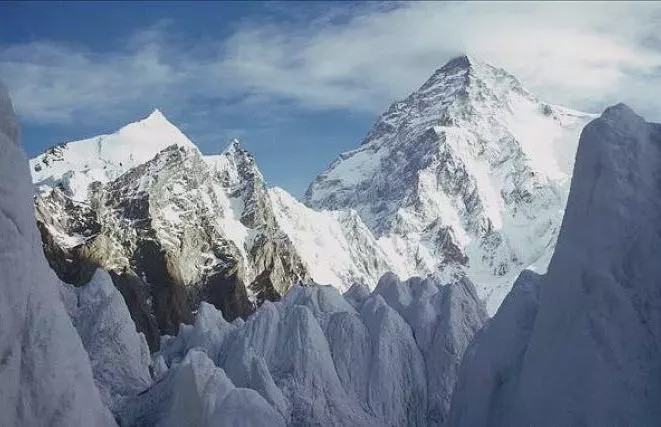 乔戈里峰,每个登山者的终极梦想,去看生命禁区的风景