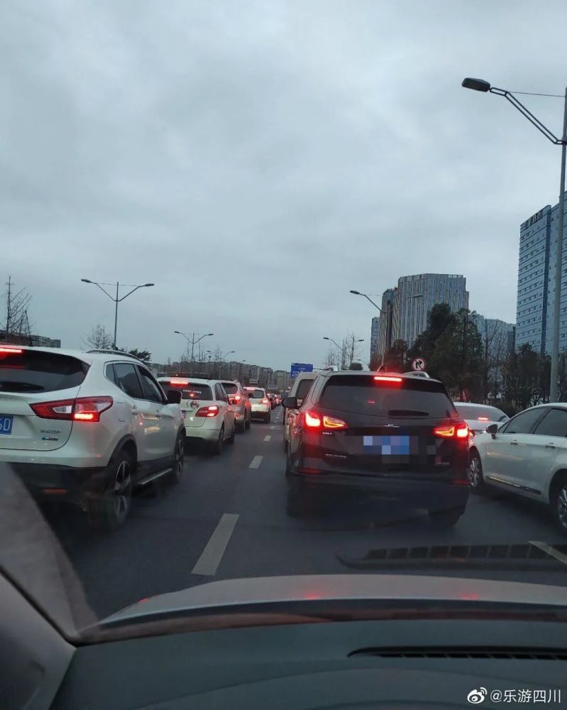 今天,成都大堵车!