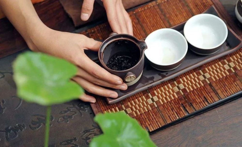 一天之中什么时间最宜喝茶?