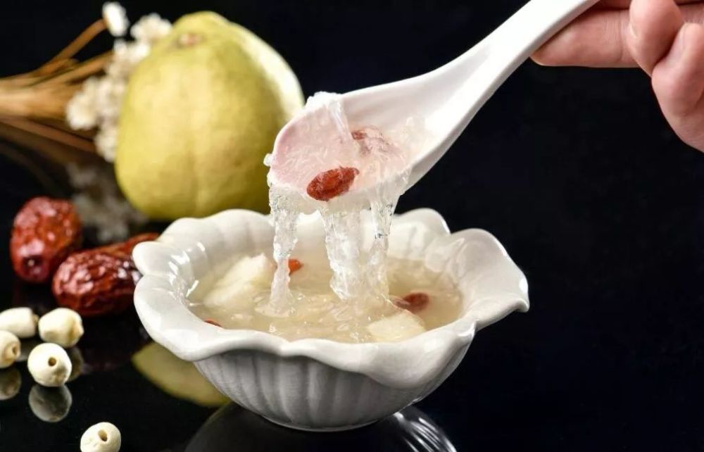 燕窝"隔水蒸"和"隔水炖"哪个最靠谱?谁能保证营养最大