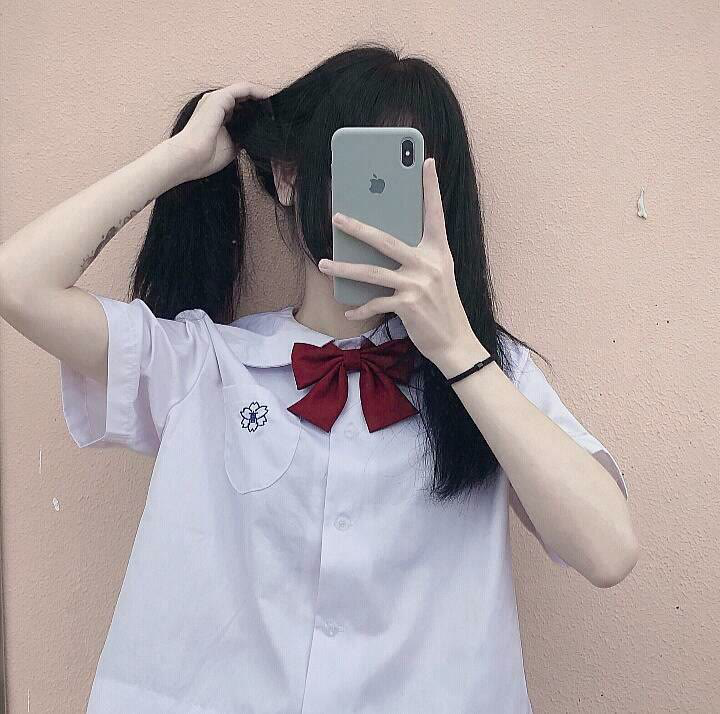 不露脸女生头像:当时的我想不到今天,错过的人回不到从前!