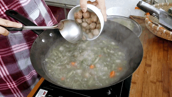 596_335 gif 动态图 动图