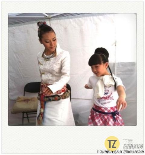 林妙可素颜现身中戏复试,结果大家都盯着苹果