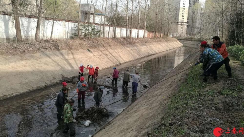 汉中市石门水库管理局崔家沟站:组织渠道清淤整修 为开展夏灌做好准备