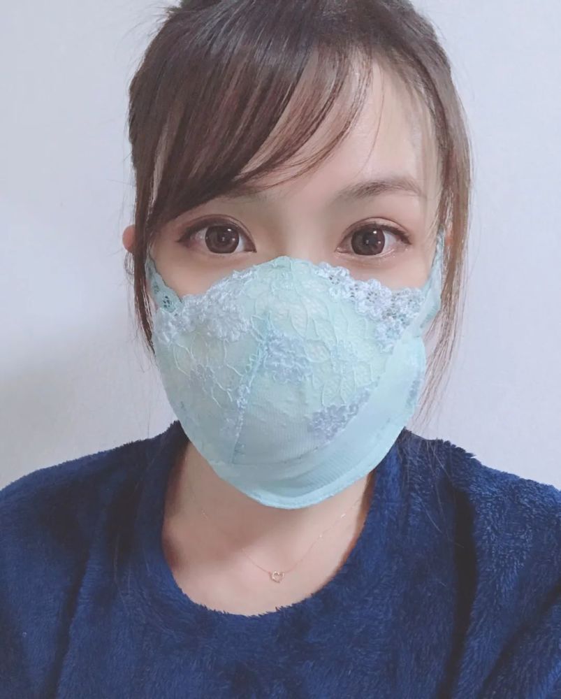 日本推出"口罩半成品",有杜蕾丝边的
