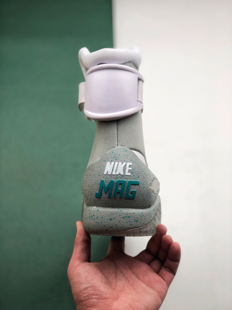 价值81万的鞋子到底魅力在于哪里?air mag"回到未来"开箱评测!