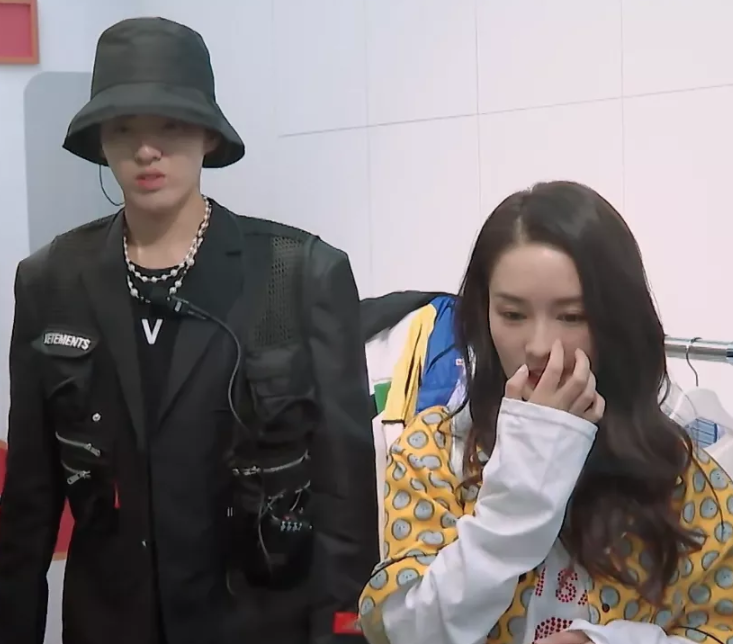 baby吴亦凡都为李沁搭配衣服,当看到吴亦凡搭配的,女生笑哭了