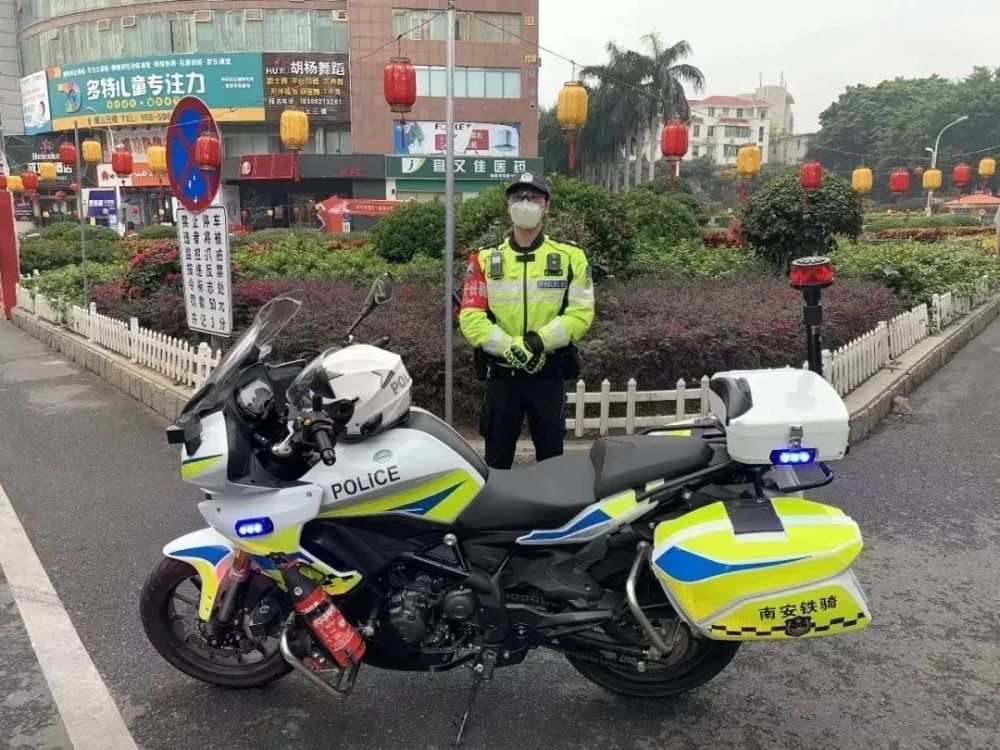 南安交警铁骑队:行动展初心 身影践担当