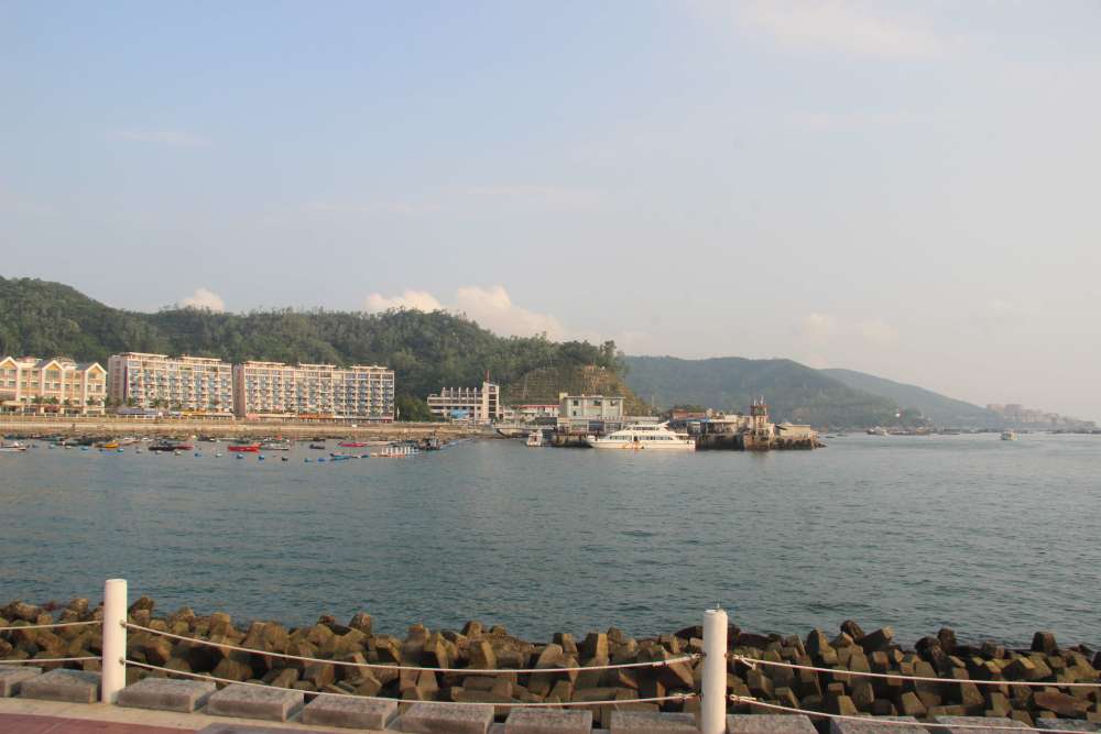 深圳:南澳月亮湾双拥码头