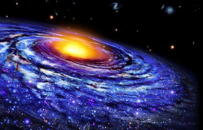 变成体积和质量更小而密度却更高的小球状星云