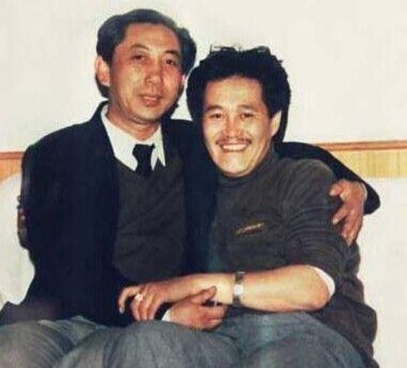 赵本山和发妻离婚后,娶小8岁的马丽娟,遇上贵人婚姻事业双丰收