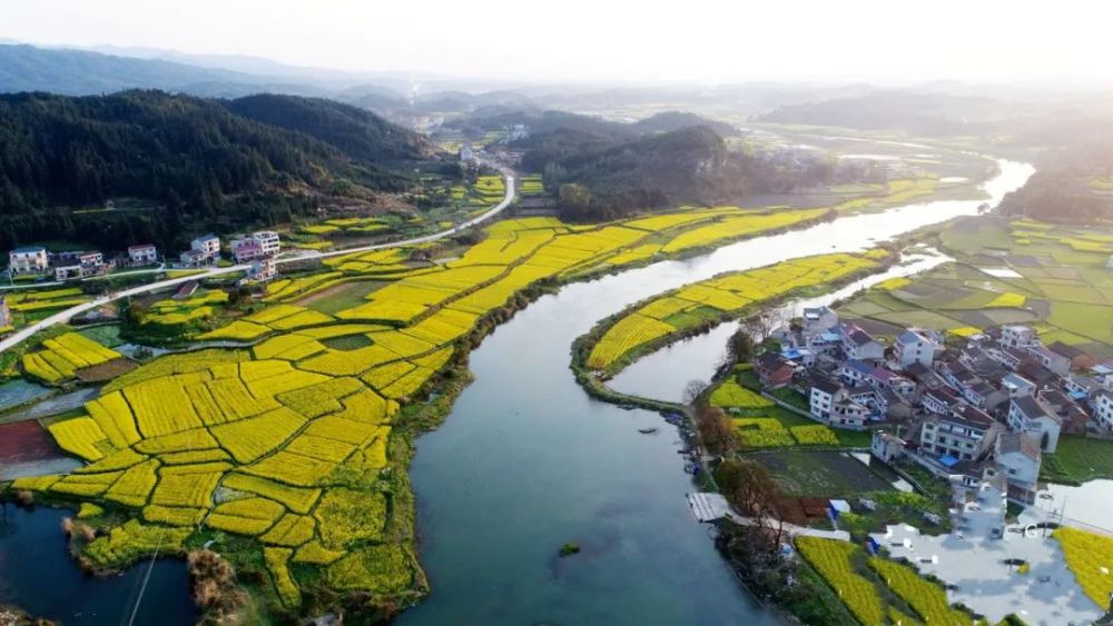 锦屏县敦寨镇风光.龙煜 摄