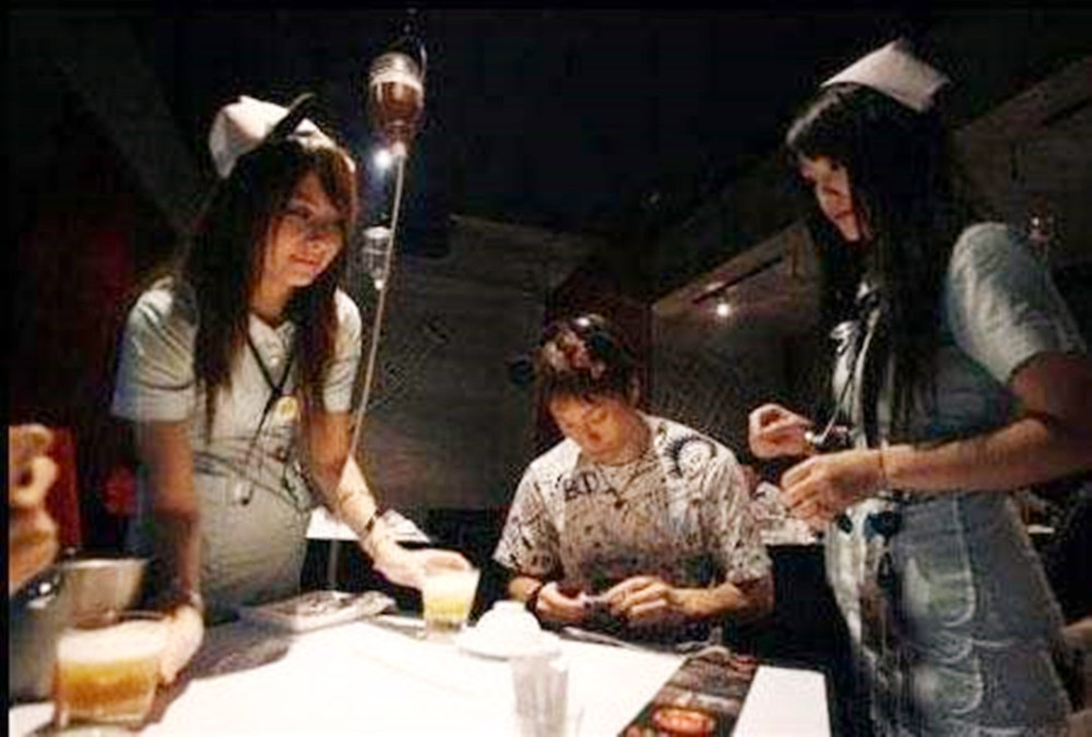 日本最恐怖餐厅,吃饭还要被