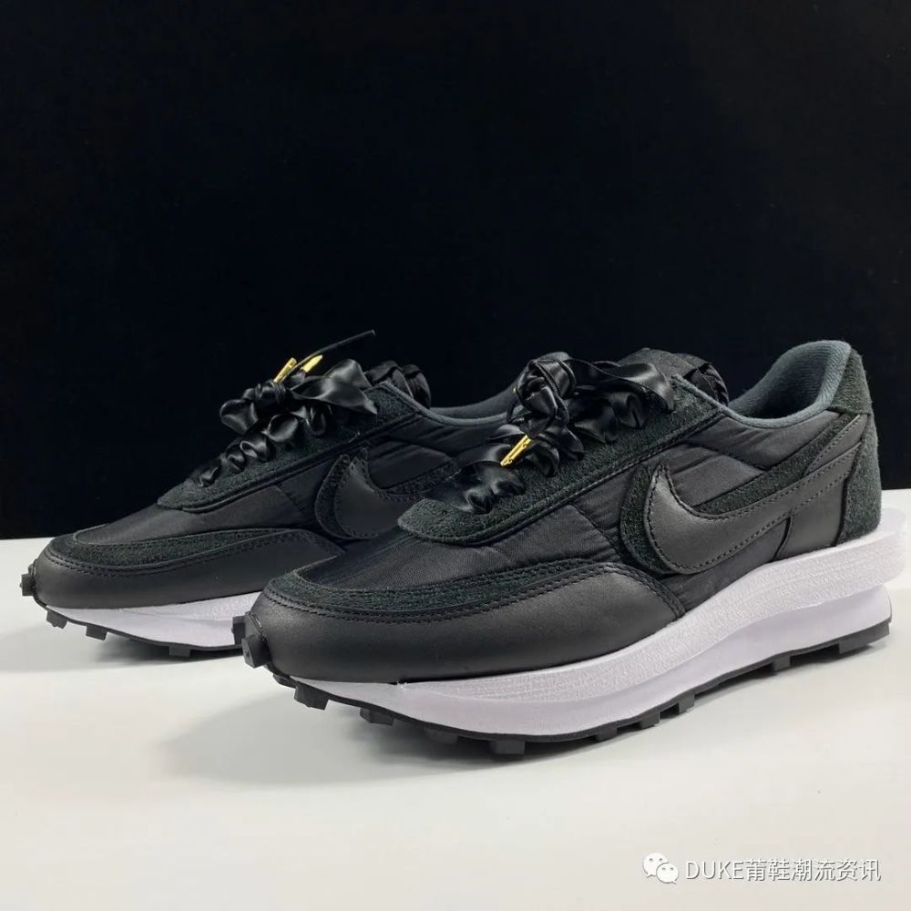 更显高街风气质 sacai x nike ldv waffle 纯黑