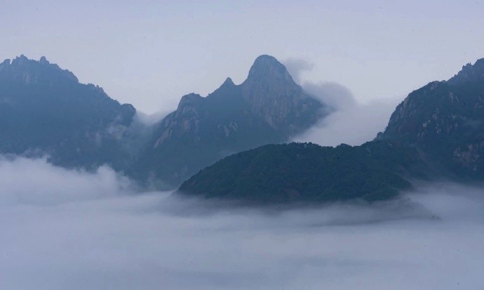 九华山·春日云海·宛如水墨画卷