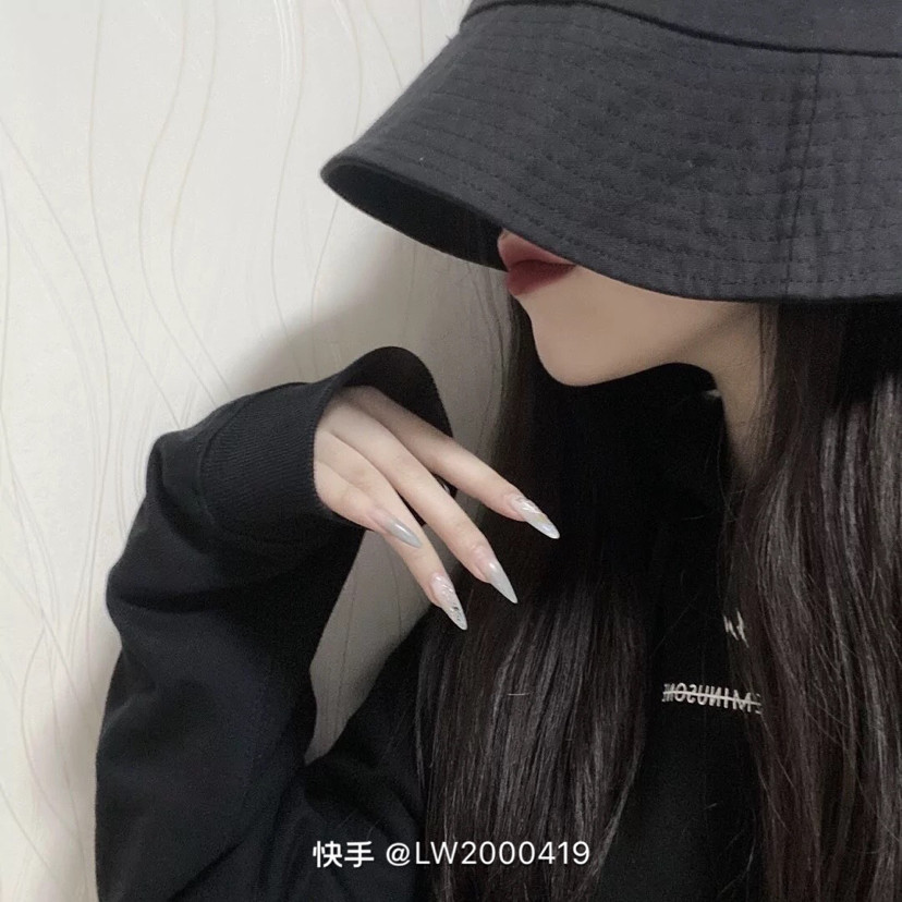超有范儿的御姐头像