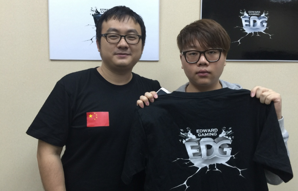 永远的许元硕:pawn熬夜征战韩服 一波连胜冲击最强王者