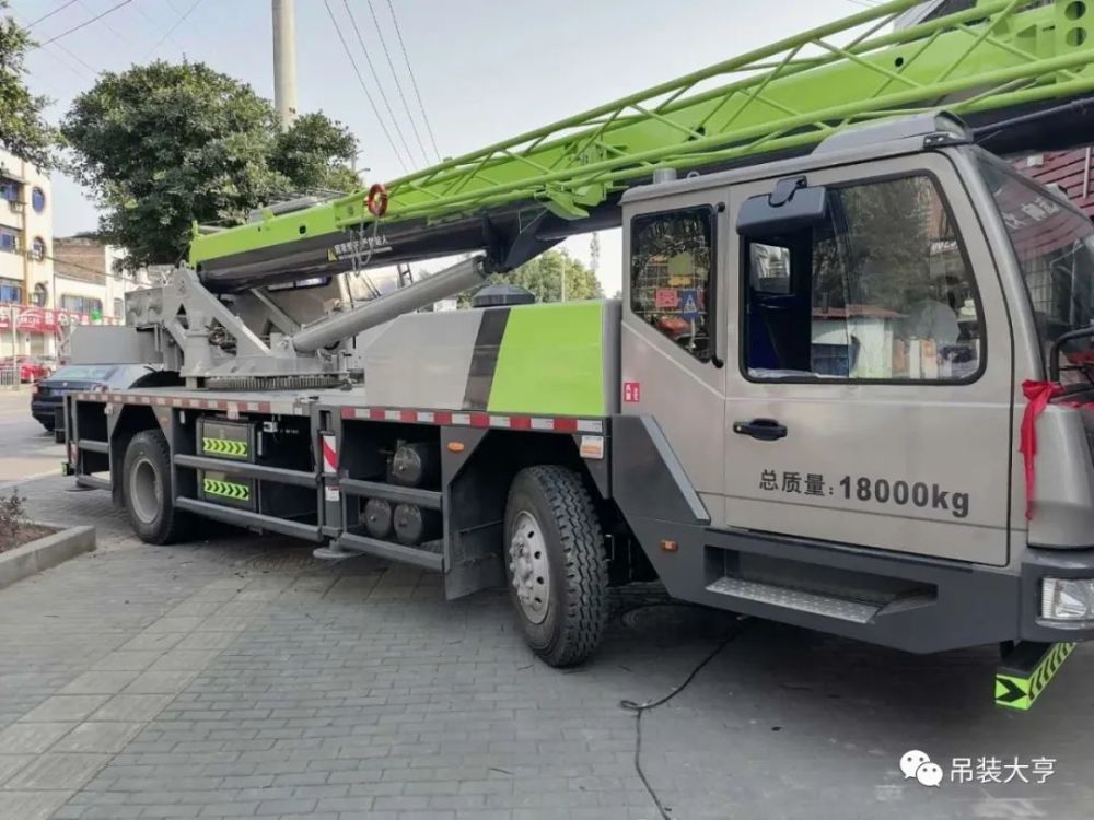 重庆第一台,中联新款120v吊车到家,价格46.5万!