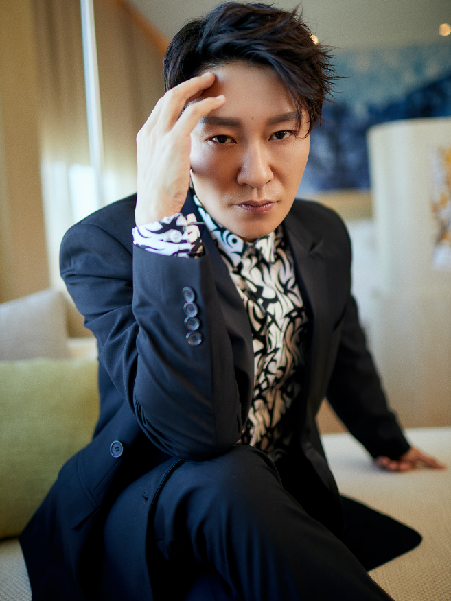 李宗翰因脸僵被嘲"整容",今靠《安家》再翻红,这样你认得出?
