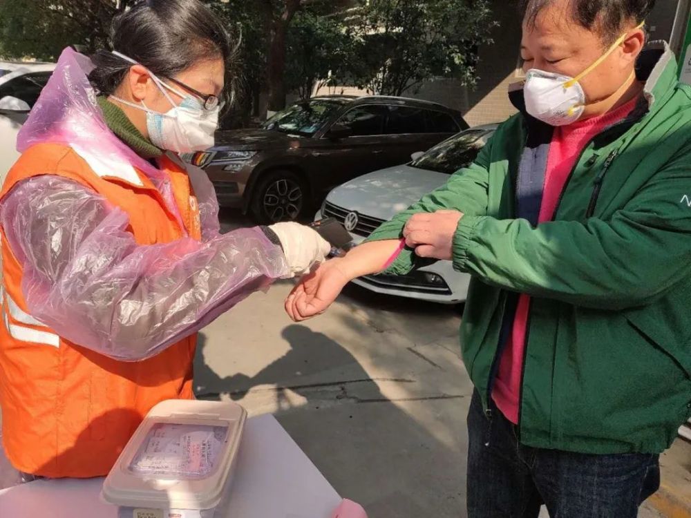 "真的特别希望自己能尽一份力量,为公益,为社会做贡献