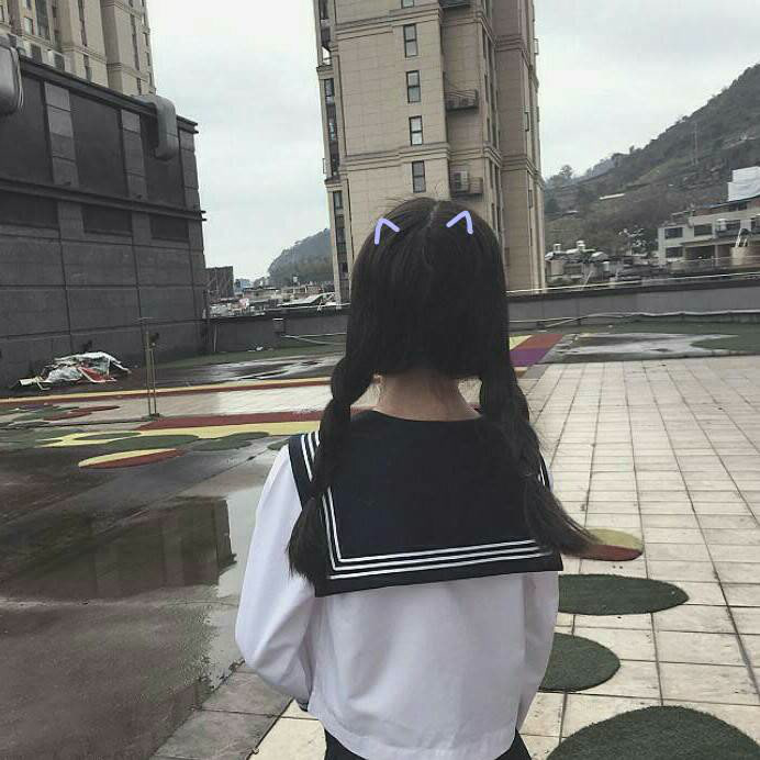 不露脸女生头像:我还是一厢情愿,尽管你记不深刻!