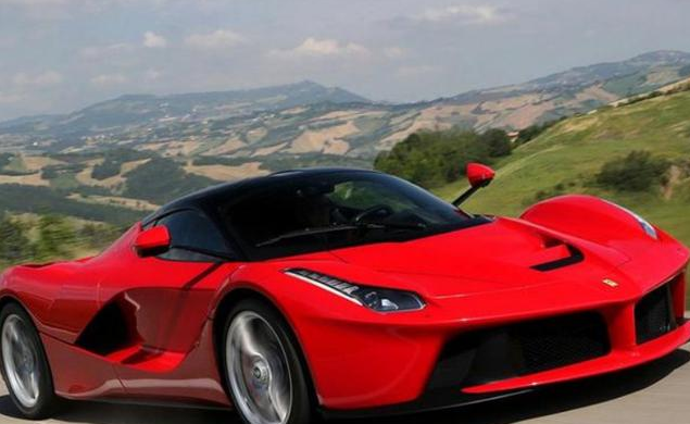 花2千万买辆法拉利,没地方能挂车牌,车主想用50万求助