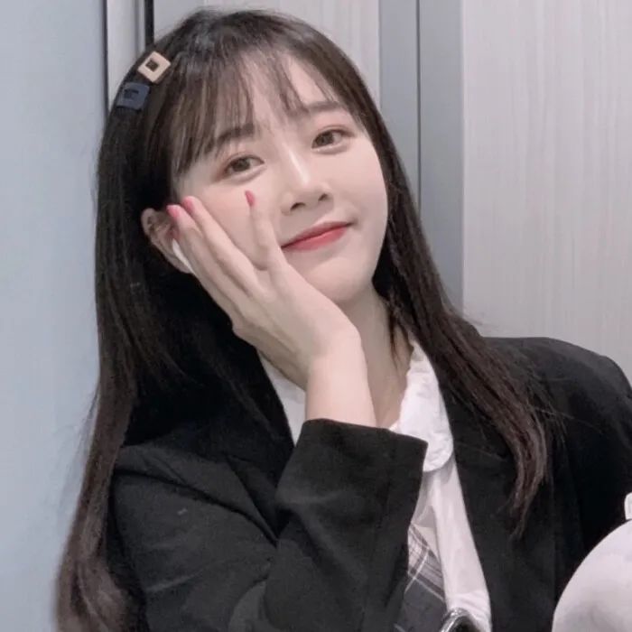 爱上敲爱的好看女生头像