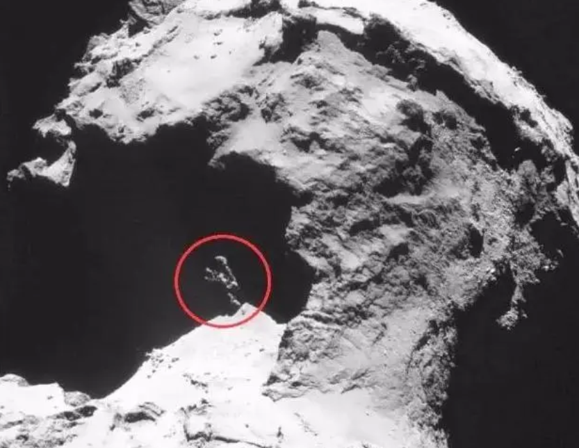 意外发现"人形生物"和诡异光线,欧洲太空探测器传回4亿公里外彗星照片