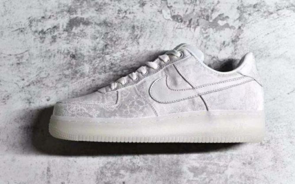air force   白丝绸