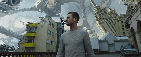 炫目的特效,宏大的世界观,这部电影堪称战斗民族版《盗梦空间》