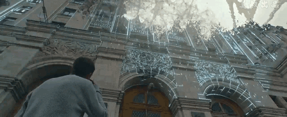 炫目的特效,宏大的世界观,这部电影堪称战斗民族版《盗梦空间》