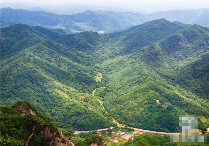 岫岩药山风景区