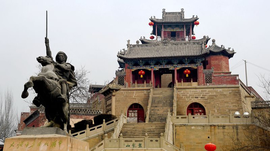 陕西榆林一个县,是陕北唯一的千年古县,拥有李自成行宫景点