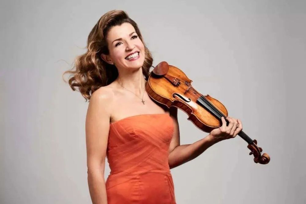 世界著名小提琴家安妮-索菲·穆特确诊新冠肺炎