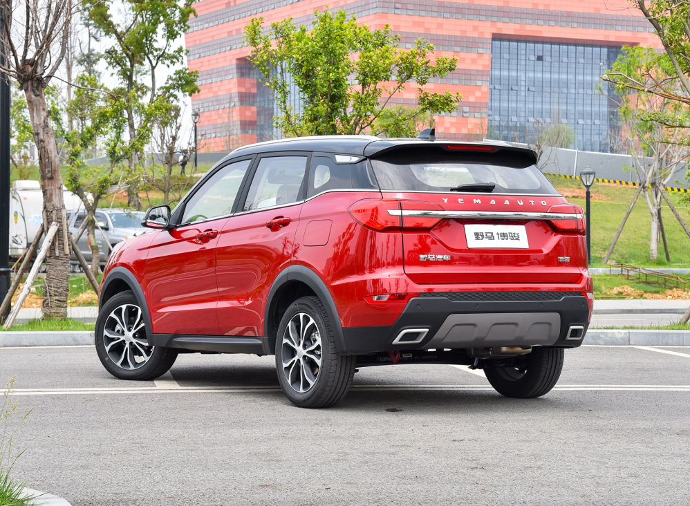 国产野马suv,不到5万带胎压显示!还傻傻盯着宝骏?