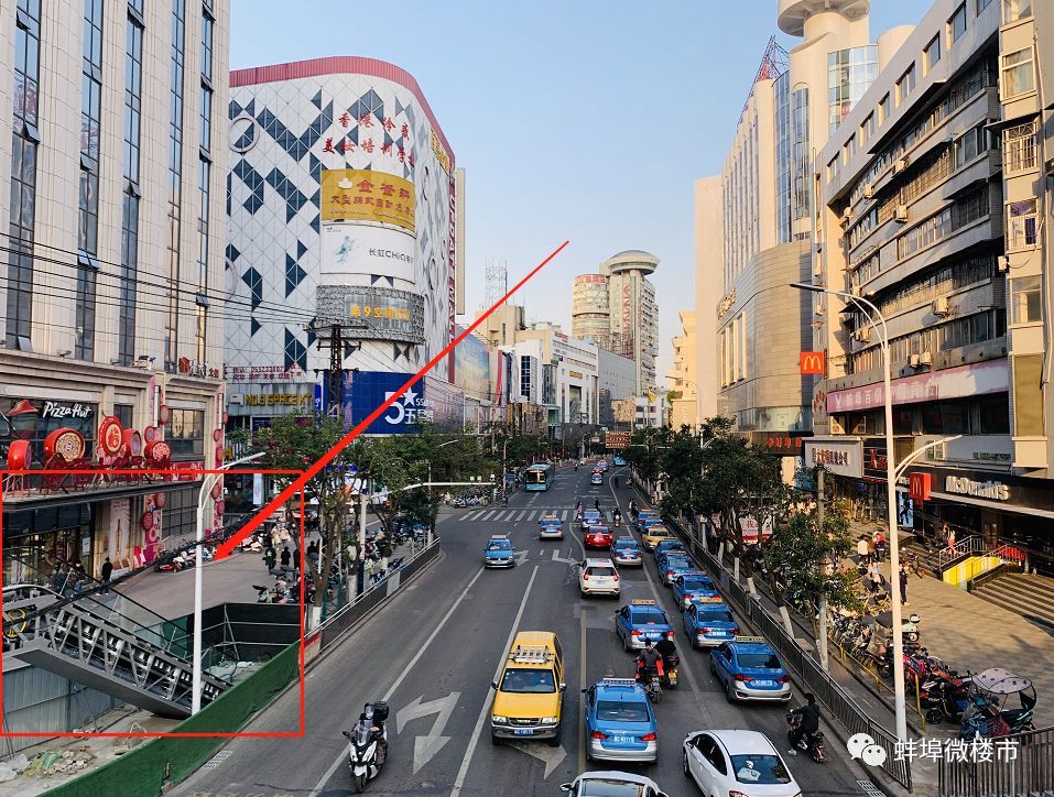 淮河路人行天桥四部电梯已基本安装完成!