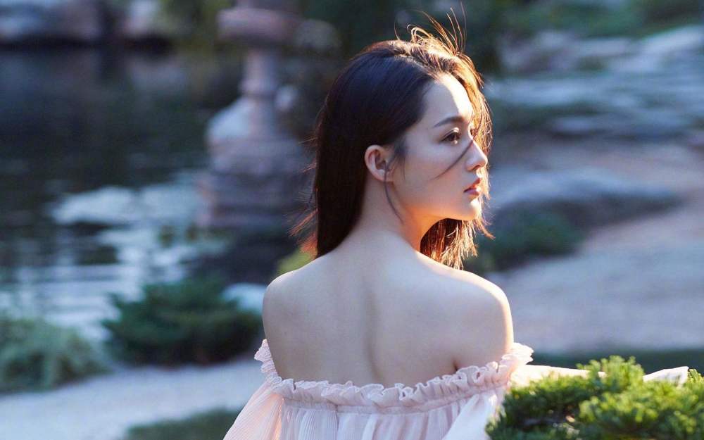 鸡腿姑娘李沁 清新美丽自然淡雅 男朋友竟是他?