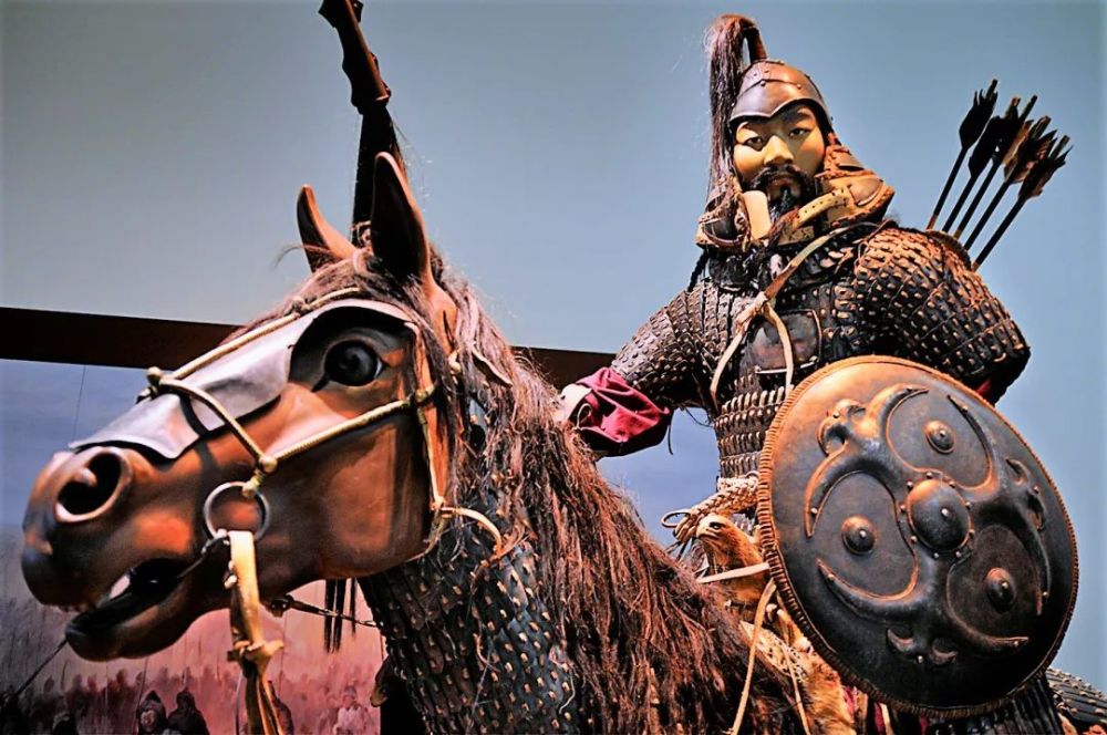 蒙古铁骑中的精英,由成吉思汗挑选出的1万人,是怎样一