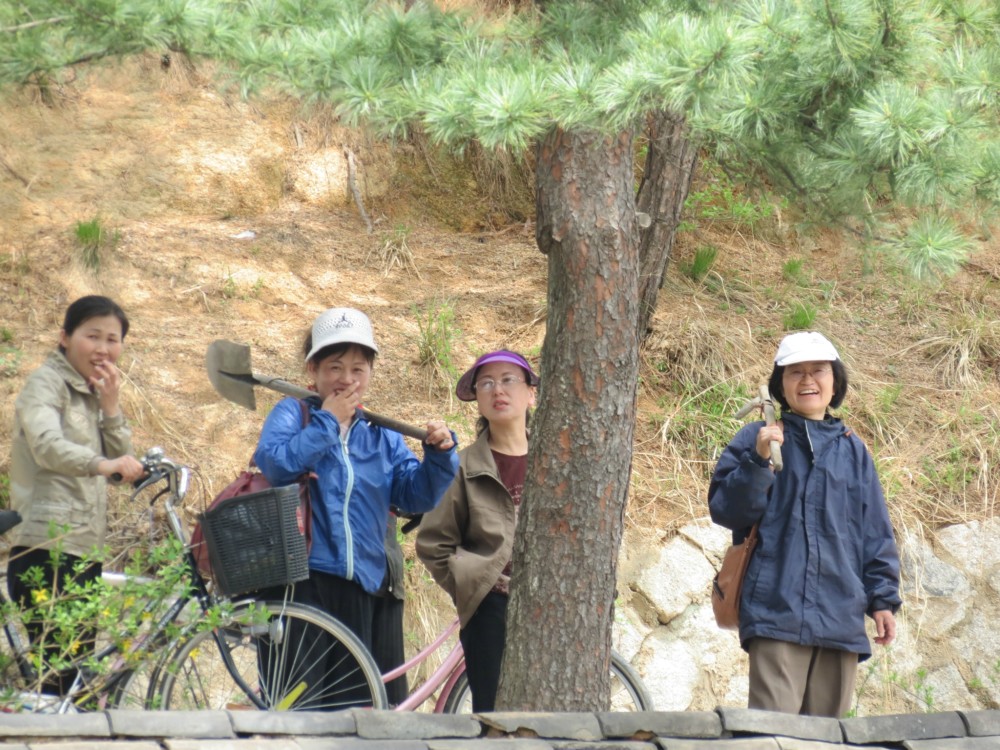 朝鲜图集:镜头里朝鲜农村人的生活场景